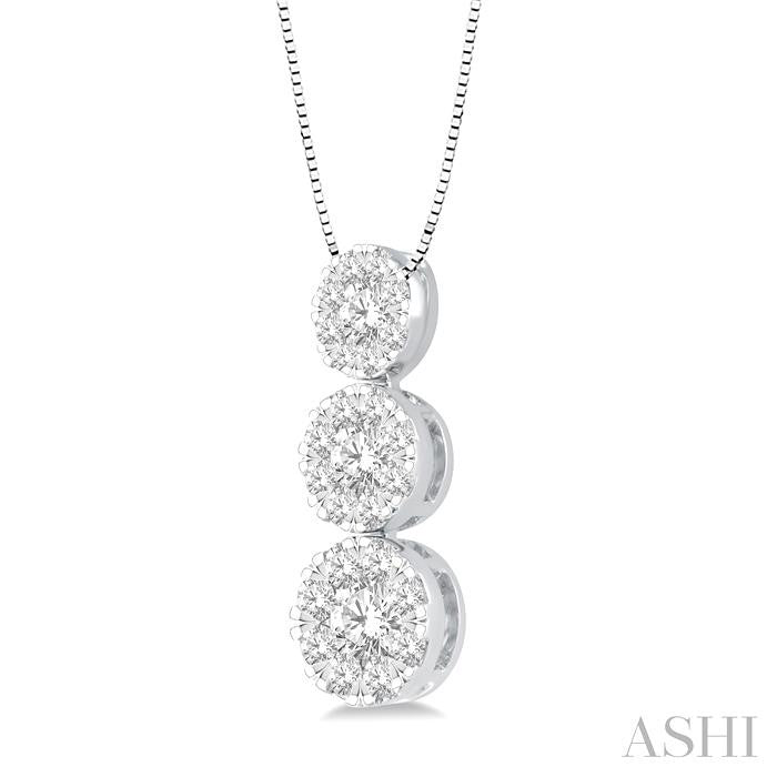 1/3 Ctw Shine Bright 3 stone Essential Round Cut Diamond Pendant with Chain in 14K White Gold