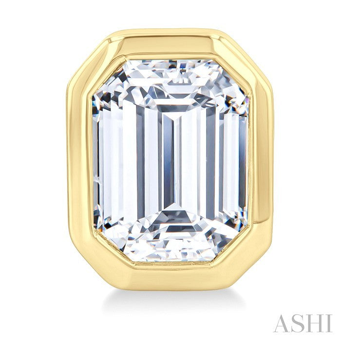 3/8 Ctw Emerald Pie Cut Diamond Fashion Stud Earrings in 14K Yellow Gold