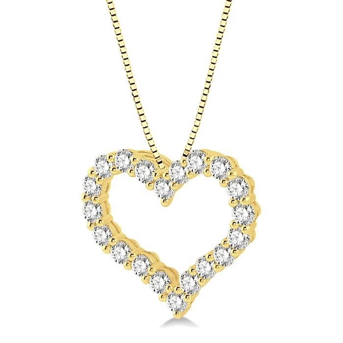 3/4 Ctw Heart Shape Round Cut Diamond Pendant With Chain in 14K Yellow Gold