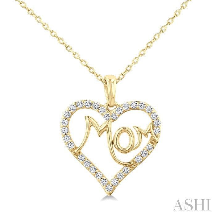 1/4 Ctw 'MOM' Heart Frame Round Cut Diamond Fashion Pendant With Chain in 10K Yellow Gold
