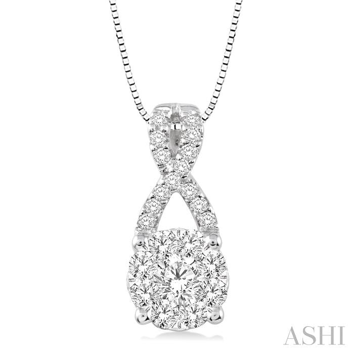 1/4 Ctw Shine Bright Round Cut Diamond Pendant in 14K White Gold with Chain