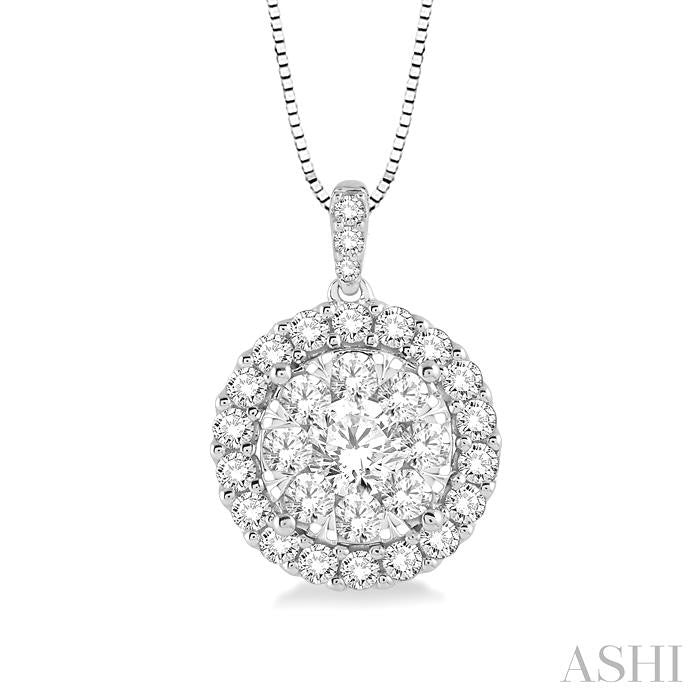 1/2 Ctw Round Cut Diamond Shine Bright Pendant in 14K White Gold with Chain