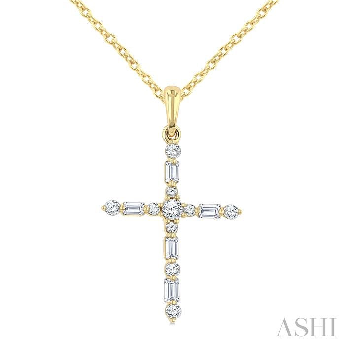 1/5 Ctw Latin Cross Fusion Baguette and Round Cut Diamond Fashion Pendant With Chain in 10K Yellow Gold