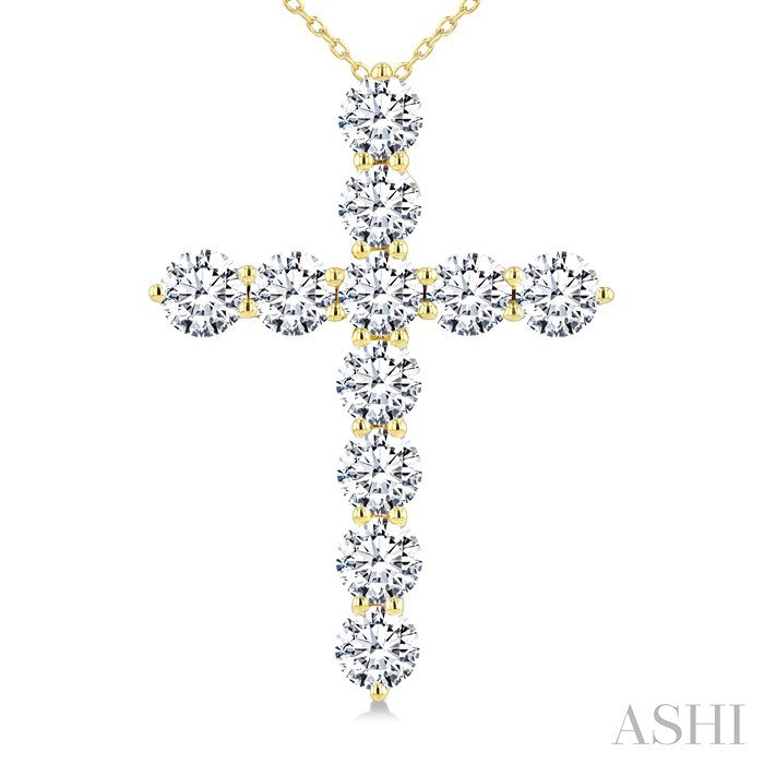 5 Ctw Round Cut Diamond Cross Pendant With Chain in 14K Yellow Gold