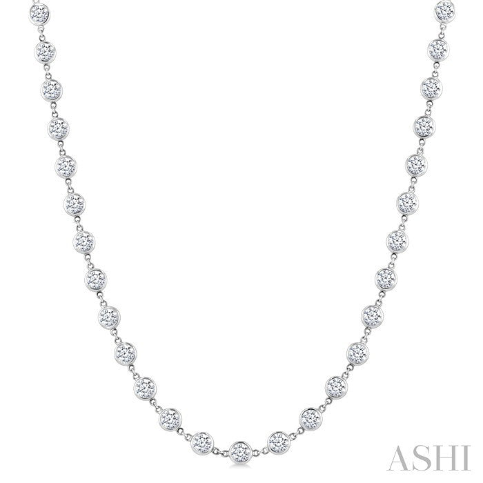10 Ctw Bezel Set Round Cut Diamond Station Necklace in Platinum
