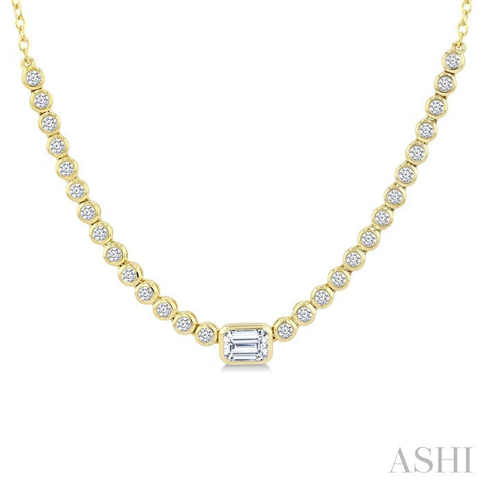 1/2 Ctw Luna Bezel Halfway Bezel Set Emerald and Round Cut Diamond Necklace in 14K Yellow Gold