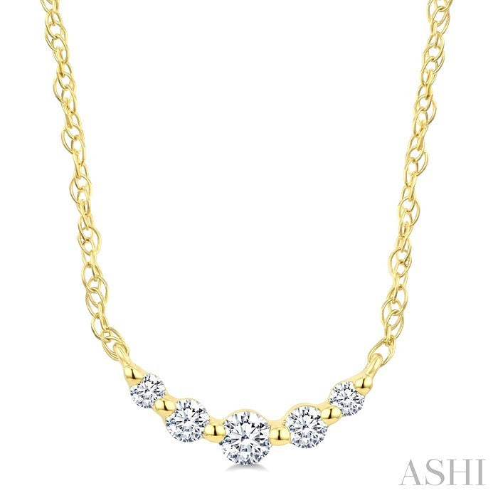 1/20 Ctw Curved Bar Round Cut Diamond Fashion Necklace in 10K Yellow Gold