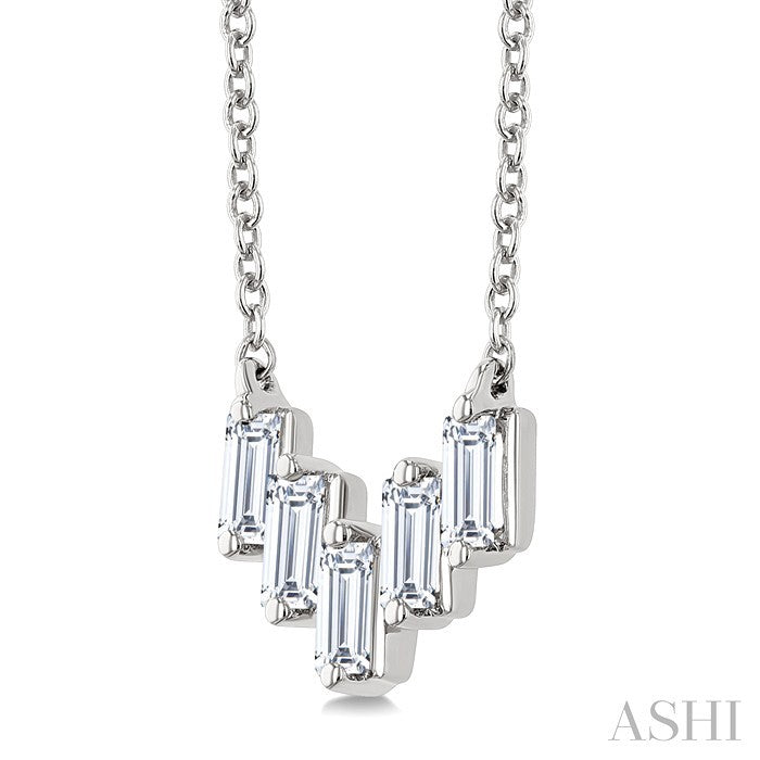 1/4 Ctw Baguette Cut Diamond Necklace in 14K White Gold
