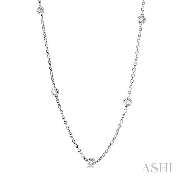 1 1/2 Ctw Round Cut Diamond Fashion Necklace in 14K White Gold