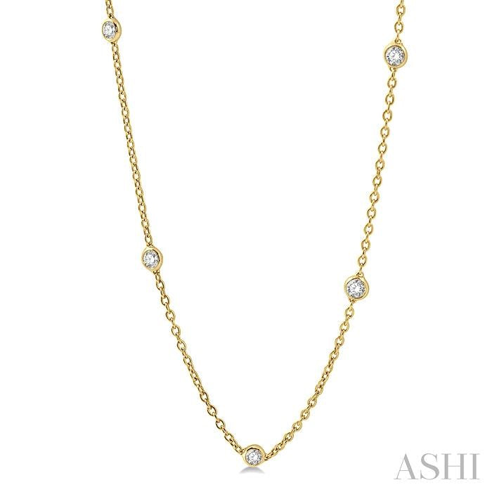 1 1/2 Ctw Round Cut Diamond Fashion Necklace in 14K Yellow Gold
