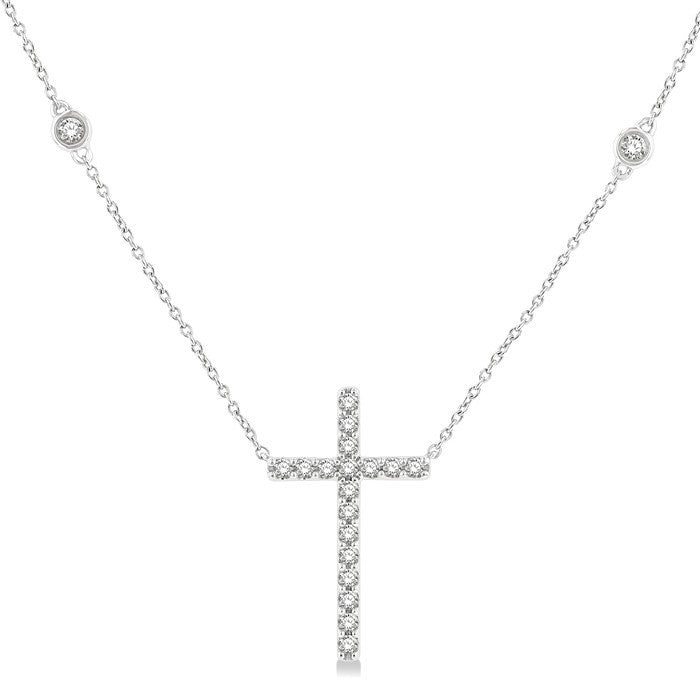 1/2 Ctw Round Cut Diamond Cross Fashion Station Necklace in 10K White Gold
