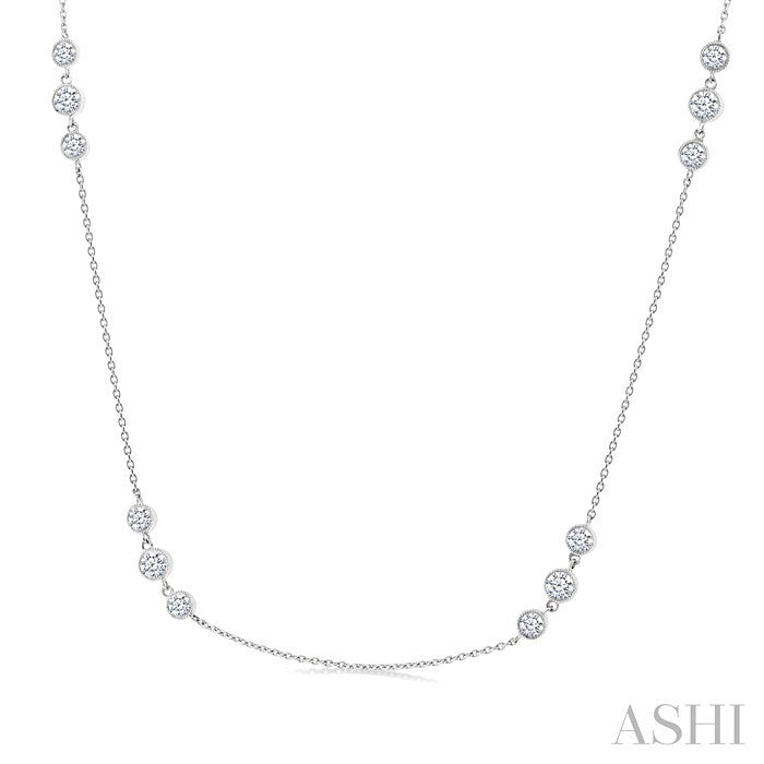 1 1/2 Ctw Three Stone Bezel Set Round Cut Diamond Station Necklace in 14K White Gold