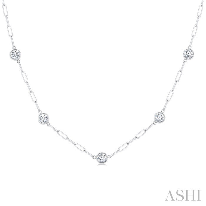 1 1/2 Ctw Bezel Set Round Cut Diamond Paperclip Station Necklace in 14K White Gold
