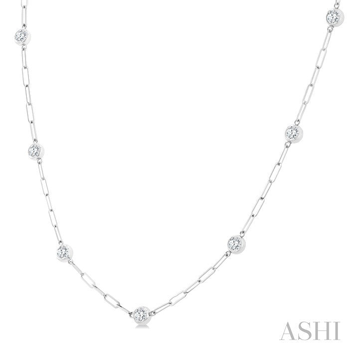 1 Ctw Bezel Set Round Cut Diamond Paperclip Station Necklace in 14K White Gold
