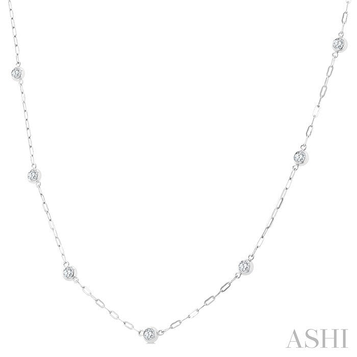 1/2 Ctw Bezel Set Round Cut Diamond Paperclip Station Necklace in 14K White Gold