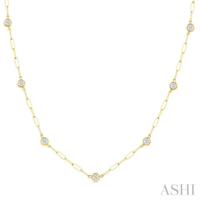 3/4 Ctw Bezel Set Round Cut Diamond Paperclip Station Necklace in 14K Yellow Gold