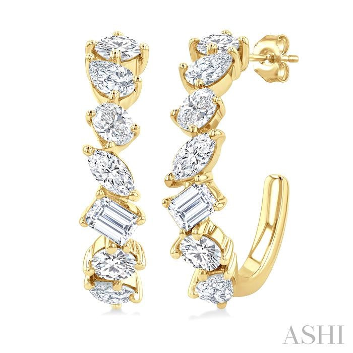 1 1/2 Ctw Scatter Mixed Diamond Cut Fashion Half Hoop Earrings in 14K Yellow Gold
