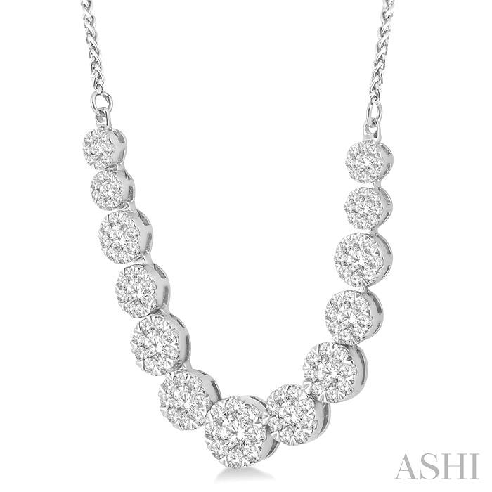 2 Ctw Round Cut Diamond Shine Bright Necklace in 14K White Gold