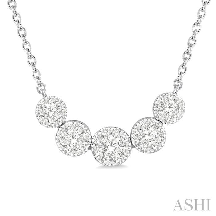 1/2 Ctw Round Cut Diamond Shine Bright Necklace in 14K White Gold