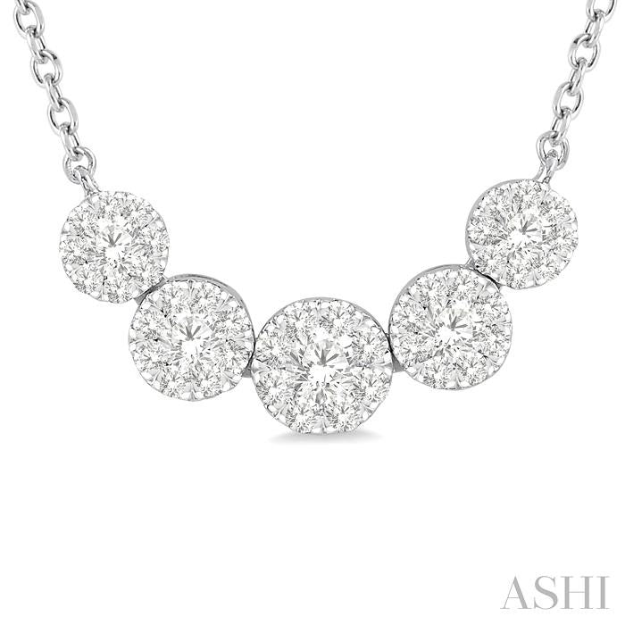 1/2 Ctw Round Cut Diamond Shine Bright Necklace in 14K White Gold