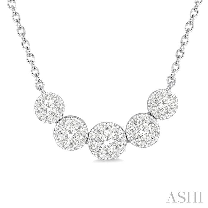 1/2 Ctw Round Cut Diamond Shine Bright Necklace in 14K White Gold