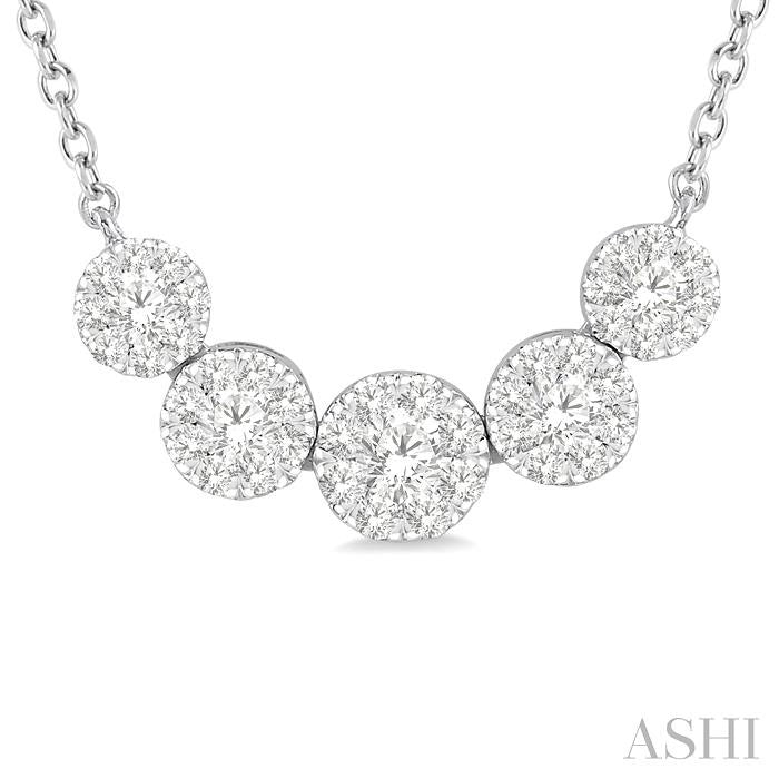 1/2 Ctw Round Cut Diamond Shine Bright Necklace in 14K White Gold