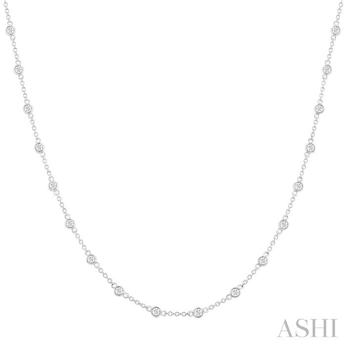 1 Ctw Bezel Set Round Cut Diamond Station Necklace in Platinum