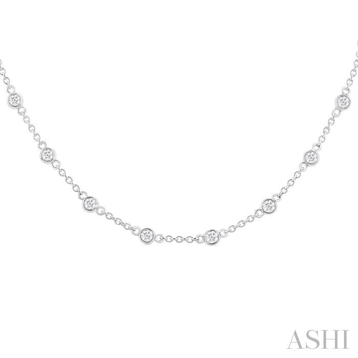 1 Ctw Bezel Set Round Cut Diamond Station Necklace in Platinum