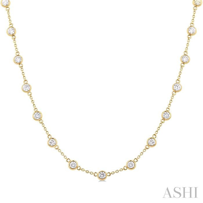3 Ctw Bezel Set Round Cut Diamond Station Necklace in 14K Yellow Gold