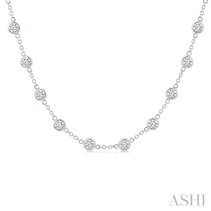 5 Ctw Bezel Set Round Cut Diamond Station Necklace in Platinum