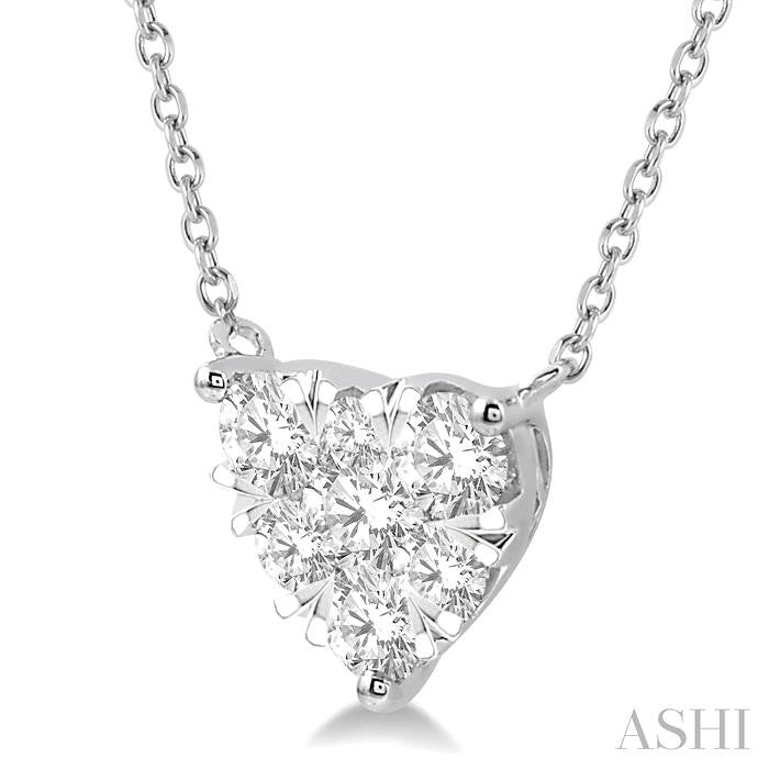 1 Ctw Shine Bright Diamond Heart Pendant With Chain in 14K White Gold