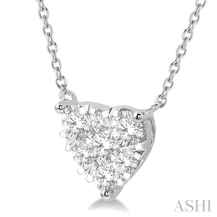 1 Ctw Shine Bright Diamond Heart Pendant With Chain in 14K White Gold