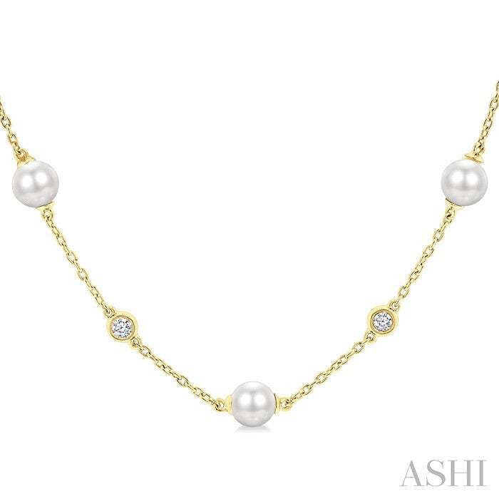 5 MM Round Shape Cultured Pearl and 1/4 Ctw Round Cut Diamond Station Necklace in 14K Yellow Gold