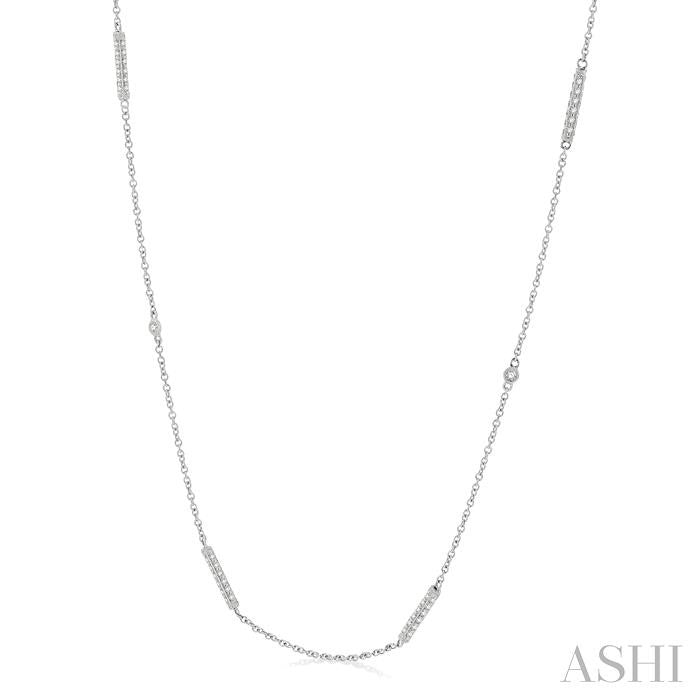 1/2 Ctw Bar and Circular Mount Round Cut Diamond Station Necklace in 14K White Gold