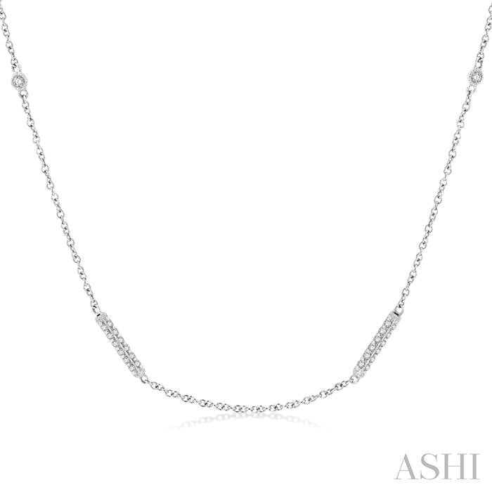 1/2 Ctw Bar and Circular Mount Round Cut Diamond Station Necklace in 14K White Gold