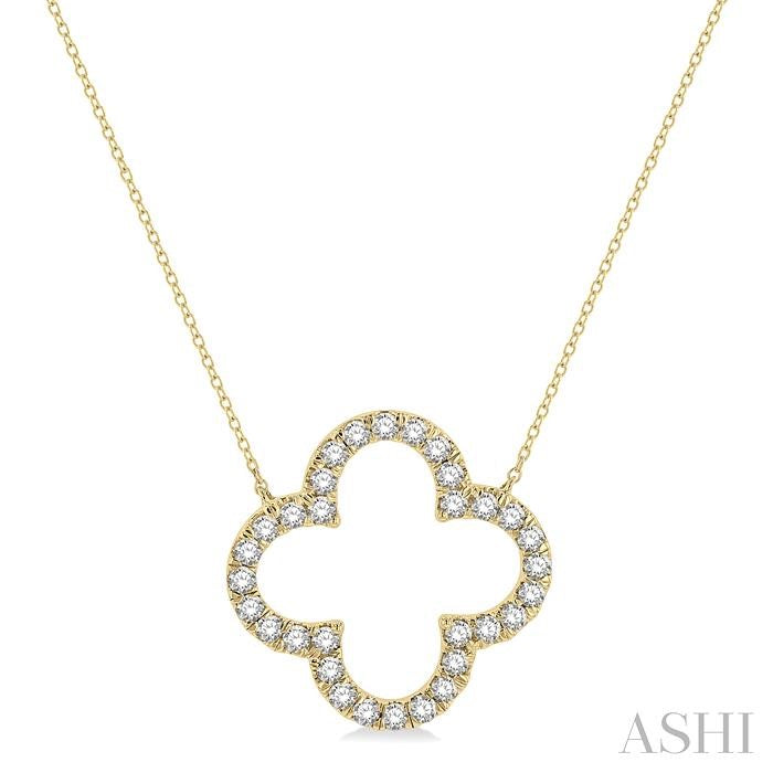 1 Ctw Clover Round Cut Diamond Pendant With Chain in 14K Yellow Gold