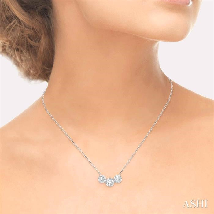 1/2 Ctw 3-Stone Shine Bright Round Cut Diamond Necklace in 14K White Gold
