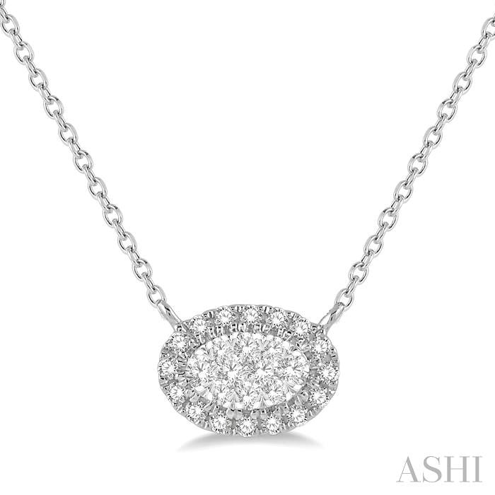 1/2 Ctw Oval Shape Round Cut Diamond Shine Bright Pendant With Chain in 14K White Gold