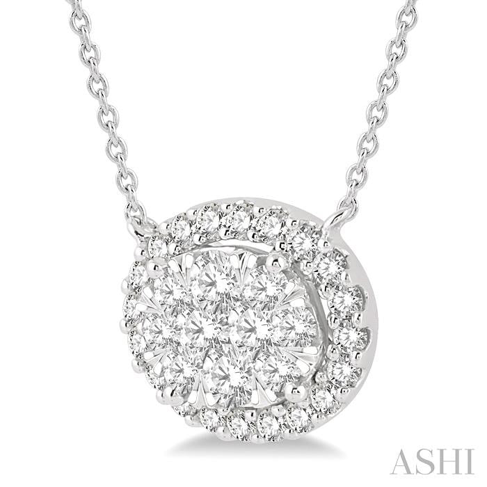 3/4 Ctw Oval Shape Round Cut Diamond Shine Bright Pendant With Chain in 14K White Gold