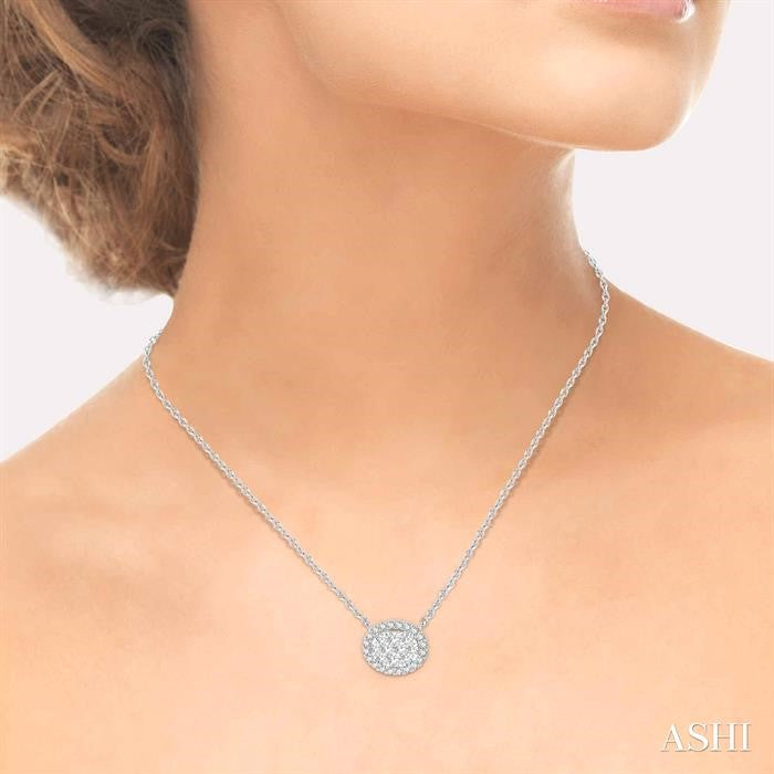 3/4 Ctw Oval Shape Round Cut Diamond Shine Bright Pendant With Chain in 14K White Gold