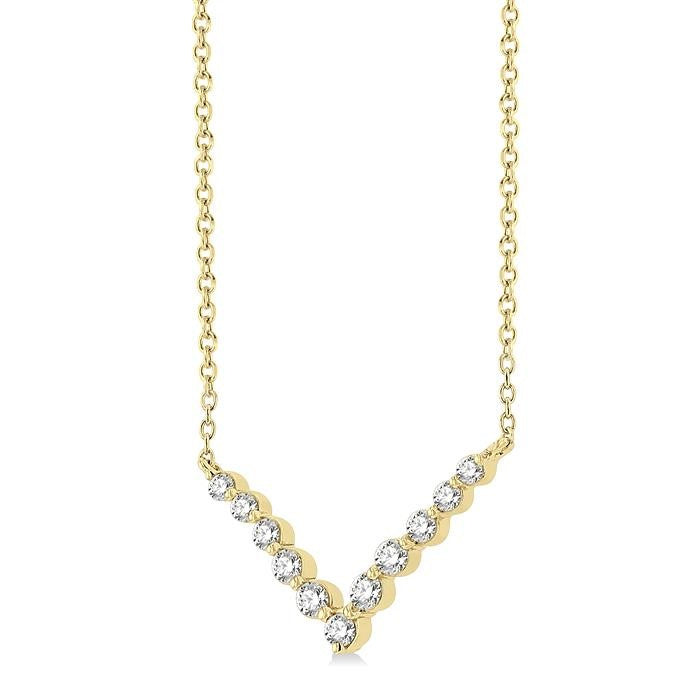 1/4 Ctw Chevron Round Cut Diamond Necklace in 14K Yellow Gold