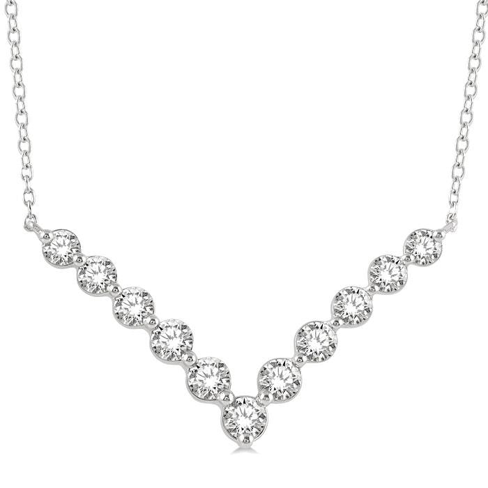 3/4 Ctw Round Cut Diamond Chevron Necklace in 14K White Gold