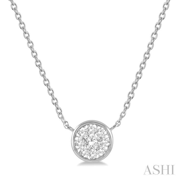 1/6 Ctw Round Shape Shine Bright Diamond Pendant With Chain in 14K White Gold
