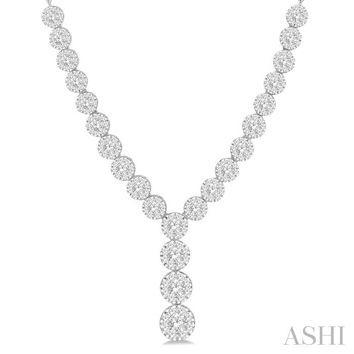 2 1/4 Ctw Shine Bright Round Cut Diamond Necklace in 14K White Gold