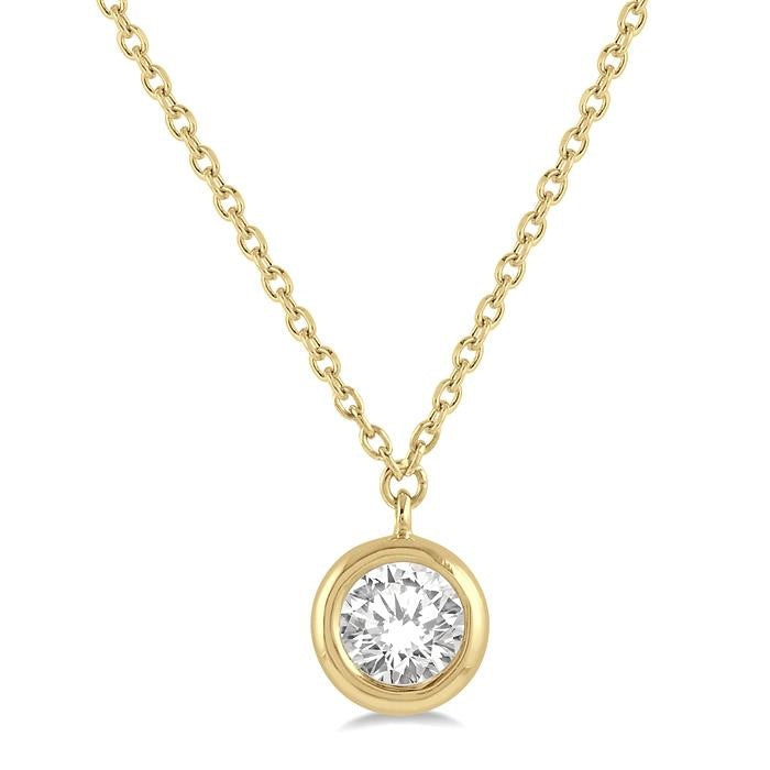 1/10 Ctw Round Cut Diamond Pendant With Chain in 14K Yellow Gold