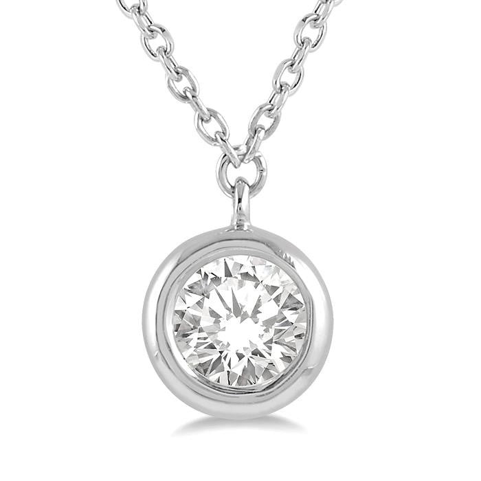 1/3 Ctw Round Cut Diamond Pendant With Chain in 14K White Gold