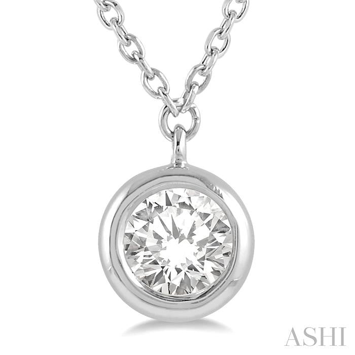3/8 Ctw Round Cut Diamond Pendant With Chain in 14K White Gold