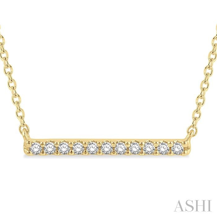 1/8 Ctw Bar Round Cut Diamond Petite Necklace in 10K Yellow Gold