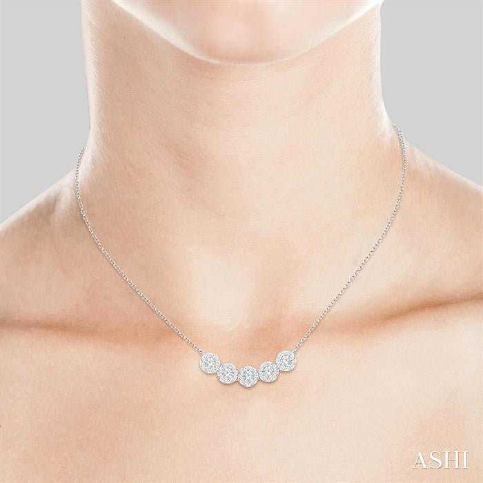 1/3 Ctw 5-Stone Circular Mount Lovebright Round Cut Diamond Necklace in 14K White Gold