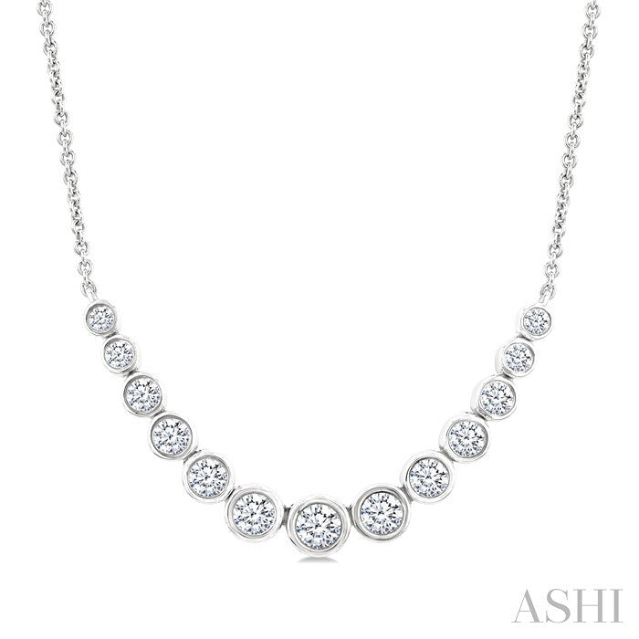 1 Ctw Graduated Bezel Set Round Cut Diamond Smile Necklace in 14K White Gold